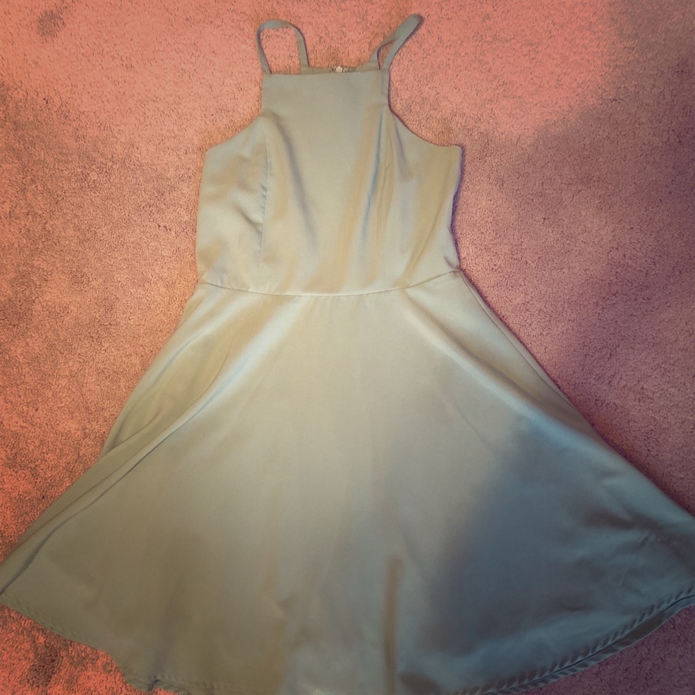 Light green dress